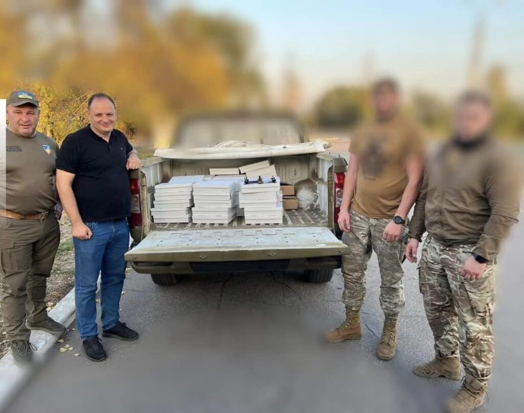 Руслан Марцінків передав 100 FPV-дронів від Франківської громади 10 штурмовій бригаді