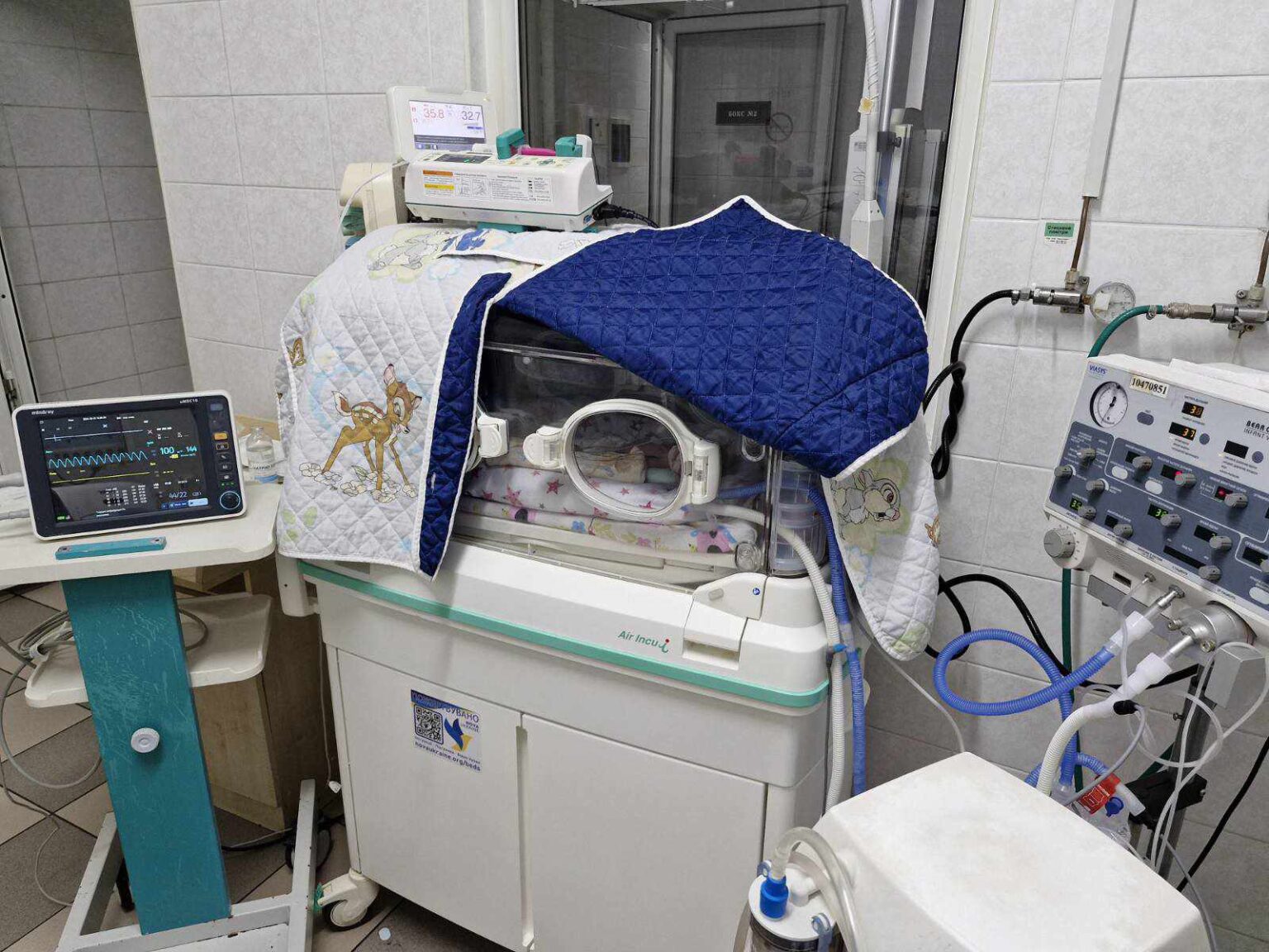 У обласній дитячій лікарні бореться за життя новонароджена дівчинка вагою трохи більше одного кілограма,вагою трохи більше одного кілограма,Тарас Мельник,Івано-Франківської обласної дитячої клінічної лікарні