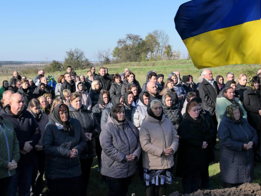 На Тисмениччині провели в останню путь полеглого героя Василя Нагорняка ФОТОРЕПОРТАЖ