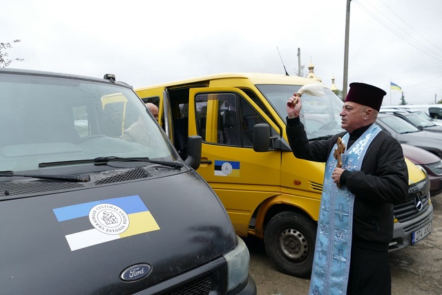 З Калущини відправлять шість автомобілів на фронт