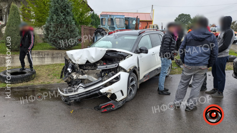 ДТП на Коломийщині: не розминулись дві автівки