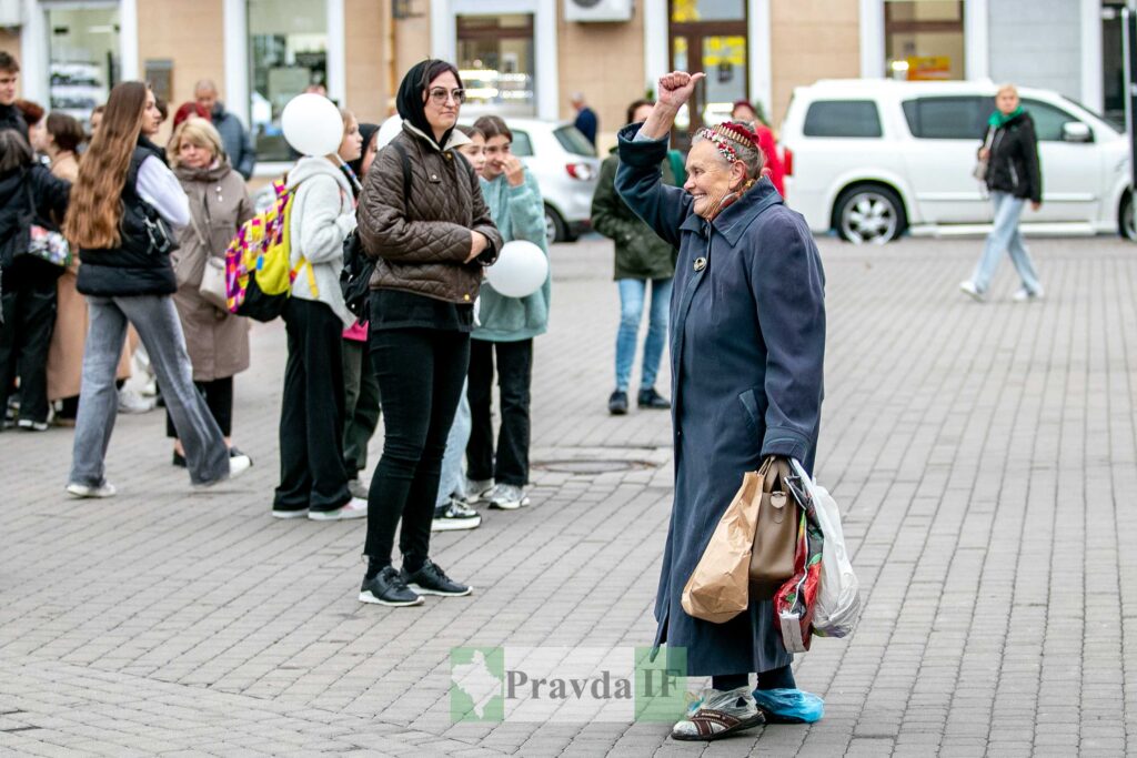 Як у Івано-Франківську відзначали День захисників та захисниць. ФОТОРЕПОРТАЖ