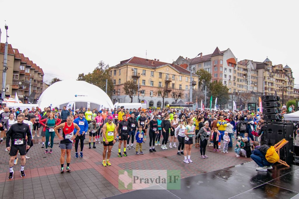 У Франківську стартувала наймасштабніша спортивна подія року - Frankivsk Half Marathon ФОТО