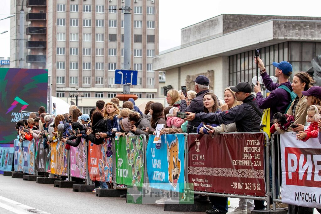 У Франківську стартувала наймасштабніша спортивна подія року - Frankivsk Half Marathon ФОТО