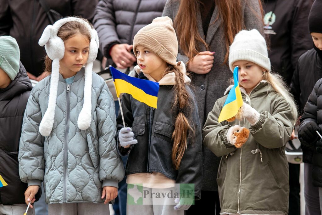 У Франківську відкрили Стелу загиблим героям