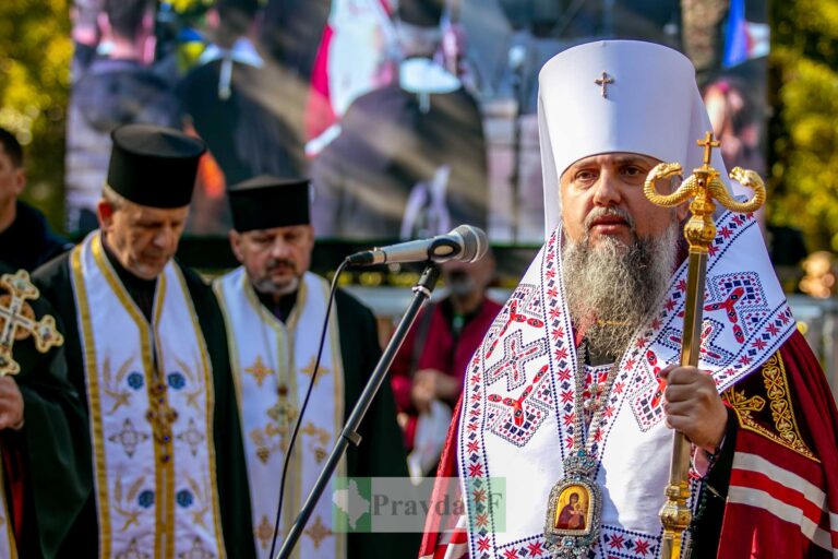 У Івано-Франківську предстоятель ПЦУ Епіфаній очолив акцію «Дзвін пам’яті» за полеглими захисниками