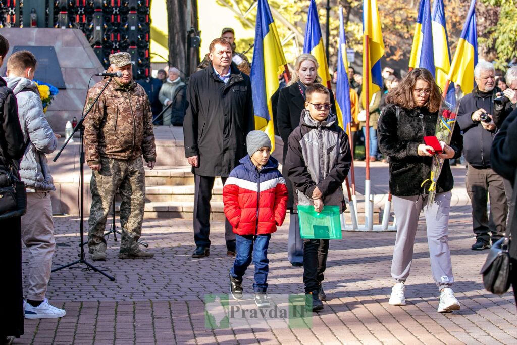 У Івано-Франківську предстоятель ПЦУ Епіфаній очолив акцію «Дзвін пам’яті» за полеглими захисниками