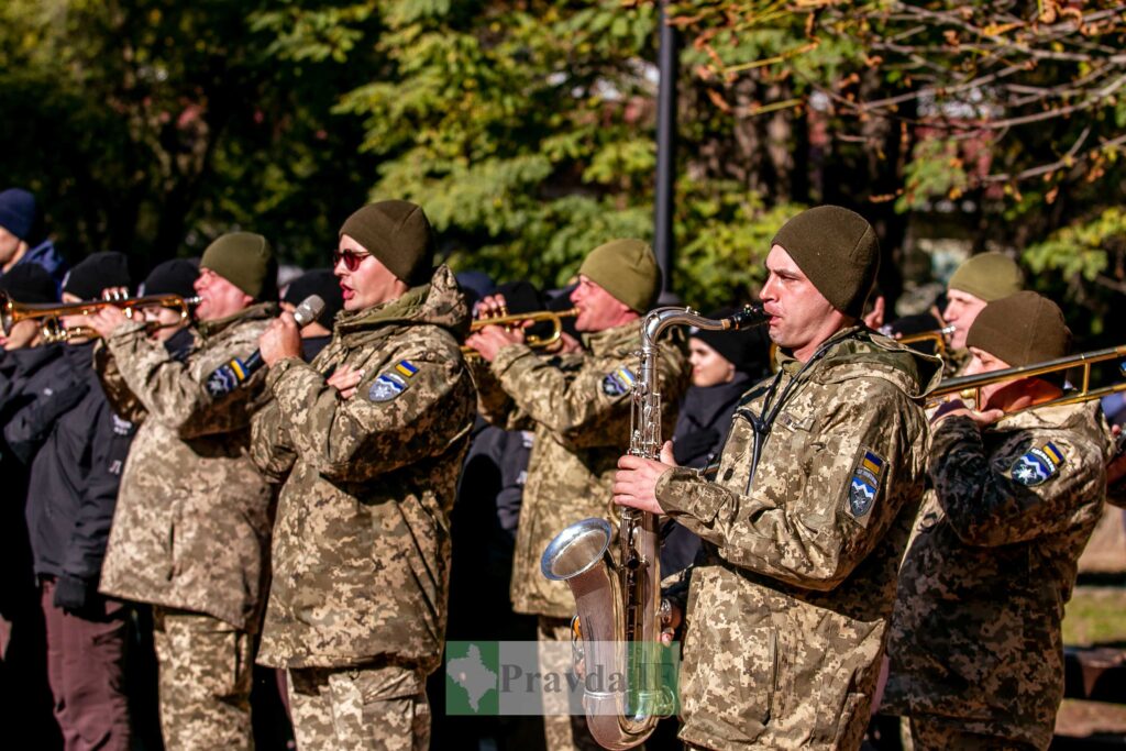 У Івано-Франківську предстоятель ПЦУ Епіфаній очолив акцію «Дзвін пам’яті» за полеглими захисниками