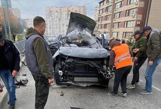 У Севастополі підірвали автомобіль із капітаном російського Чорноморського флоту