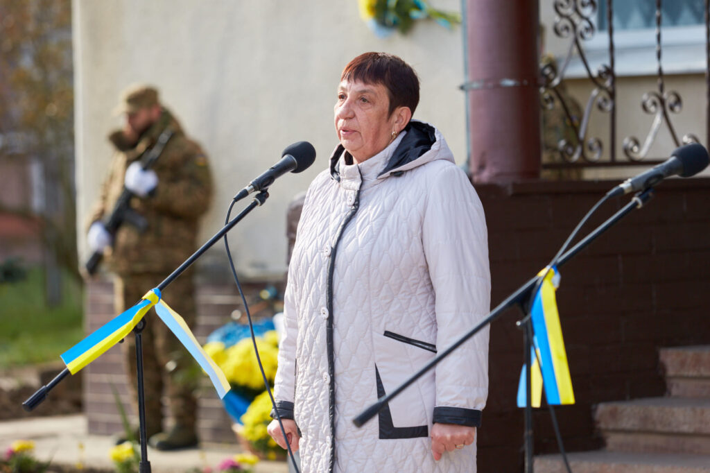 В селі Узин Франківської громади відкрили анотаційну дошку полеглому Сергію Куденьчуку. ФОТО