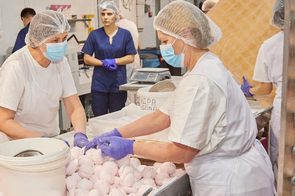 Релоковане підприємство, яке виготовляє зефір, розширить виробництво в Івано-Франківську