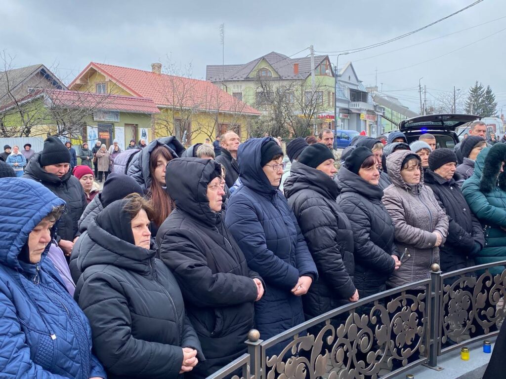 Городенківська громада віддала шану воїну Бойку Олегу