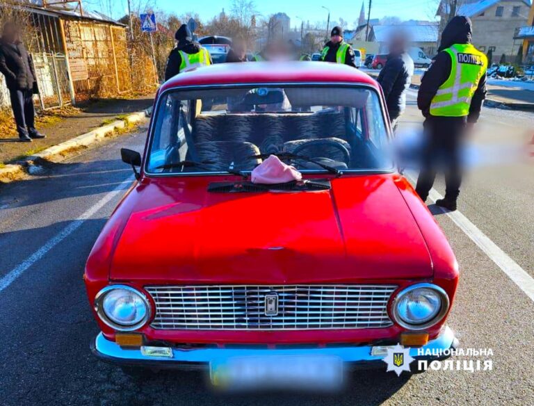 В Отинії 79-річний водій на смерть збив пішохідку. ФОТО