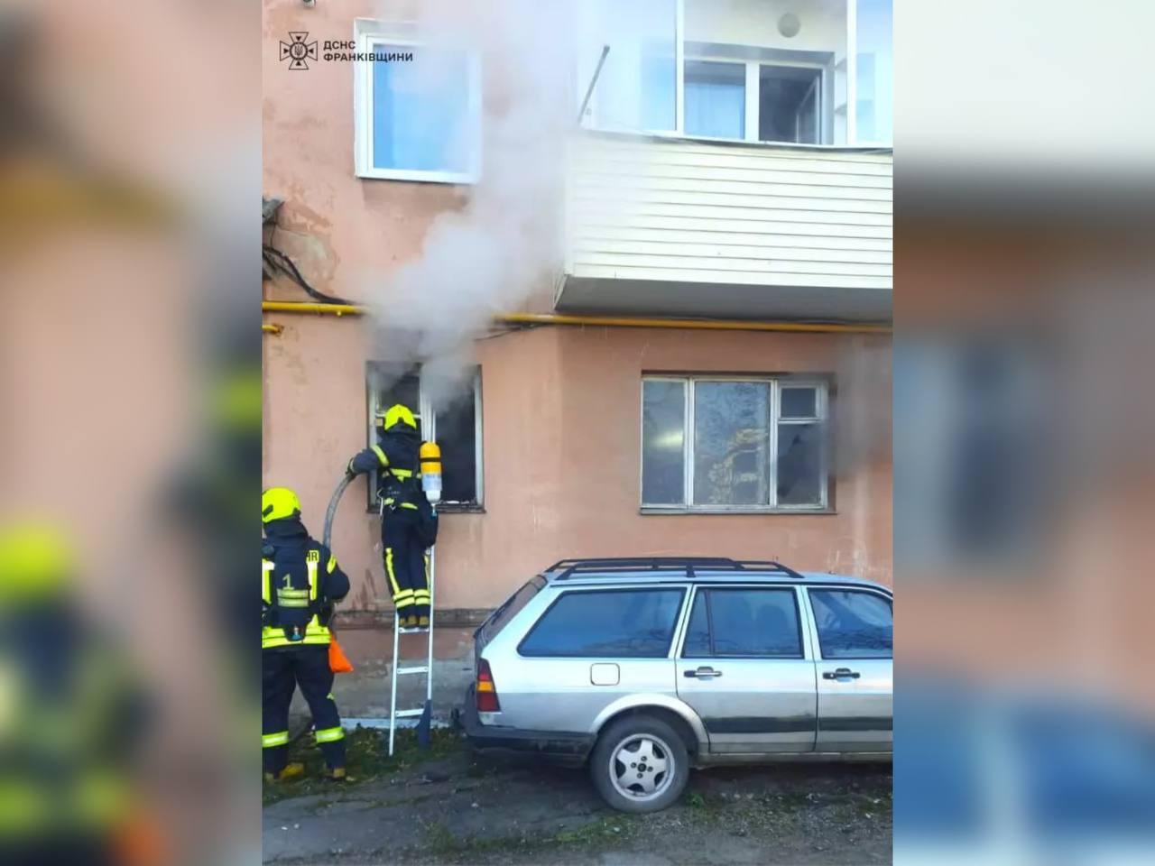 Вогнеборці ліквідували пожежу в чотириповерховому житловому будинку.