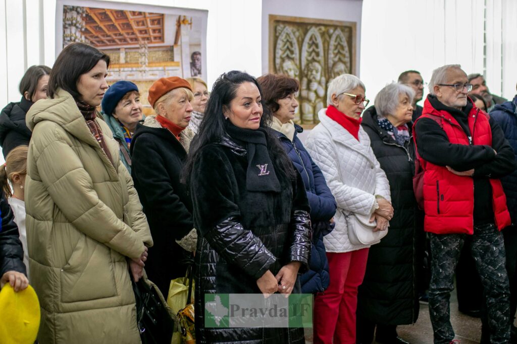 З народних джерел: у Франківську відкрилась ретроспективна виставка Михайло Мурафа. ФОТОРЕПОРТАЖ