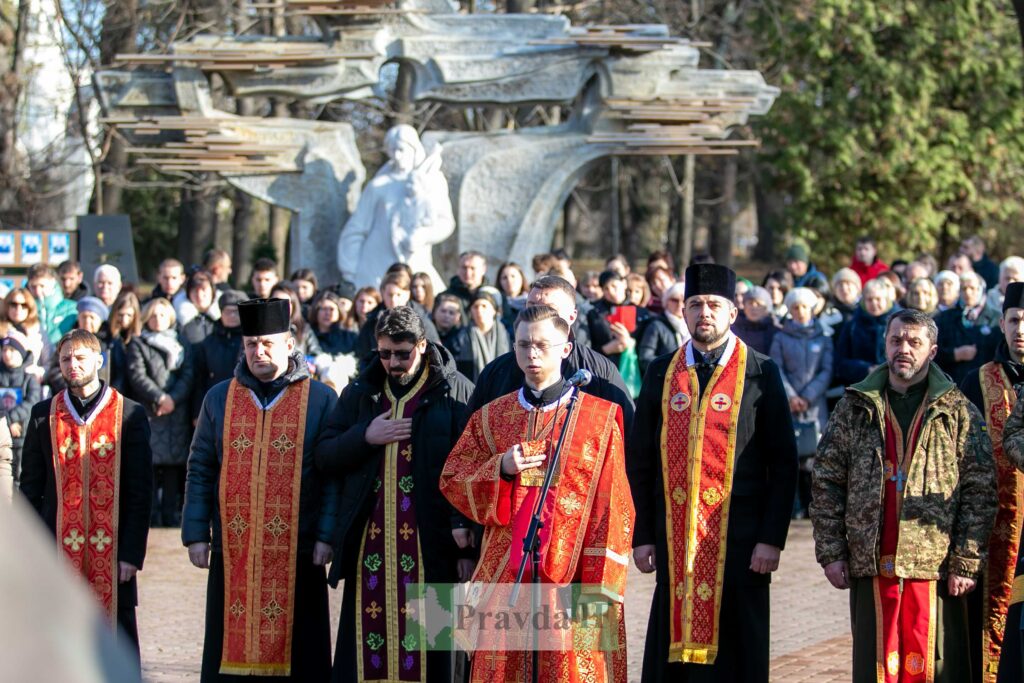 В Івано-Франківську вшанували пам'ять полеглих бійців. ФОТО