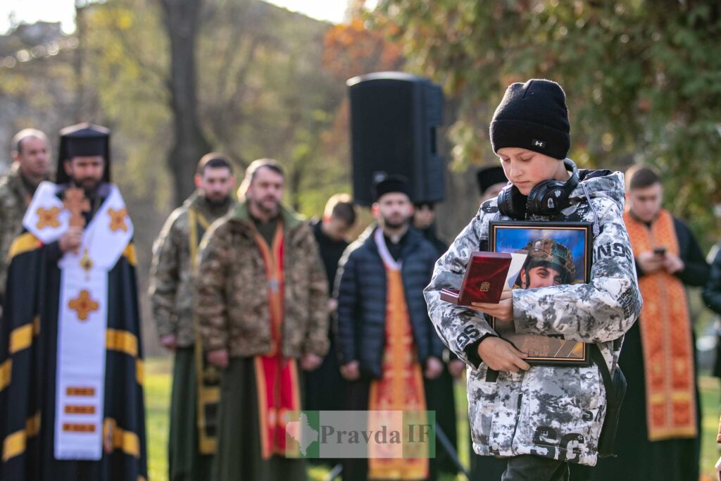 В Івано-Франківську вшанували пам'ять полеглих бійців. ФОТО