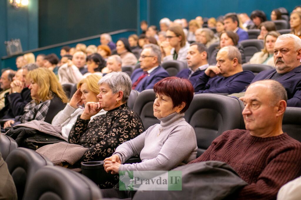 У Франківську презентували фільм «1000 днів незламності Прикарпаття». ФОТОРЕПОРТАЖ