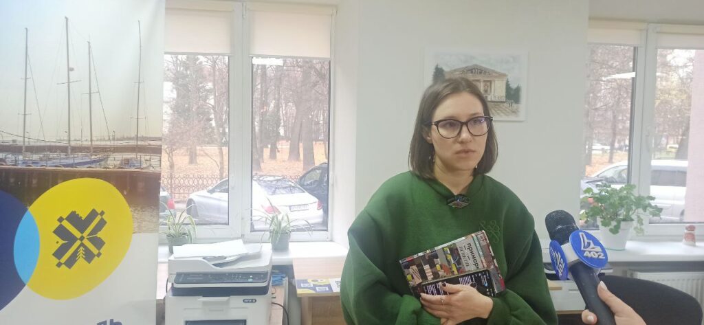 "Примарна ясність: міфи і стереотипи навколо Донбасу і війни": в Івано-Франківську презентували книгу-дослідження