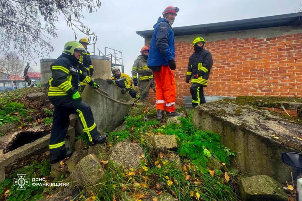 Прикарпатські рятувальники беруть участь у навчаннях у Польщі