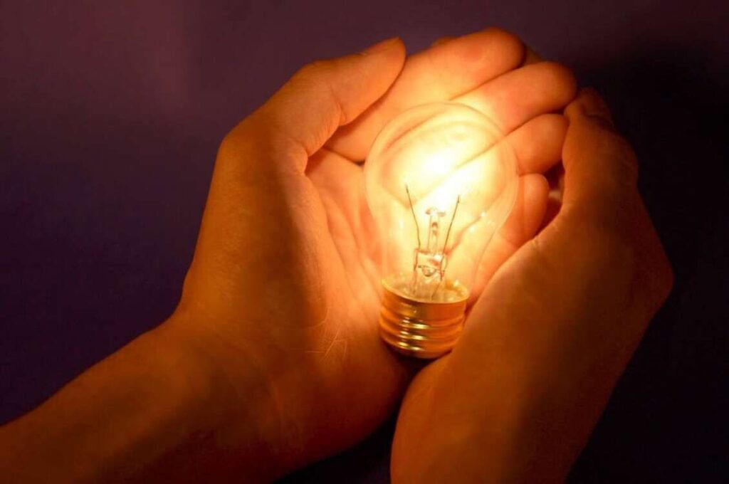 на Івано-Франківщину повертаються ГПВ,Через нічну масовану атаку на Івано-Франківщину повертаються ГПВ,Прикарпаттяобленерго