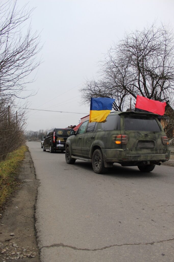 Делятинська громада прощається із полеглим героєм Любомиром Гуменюком