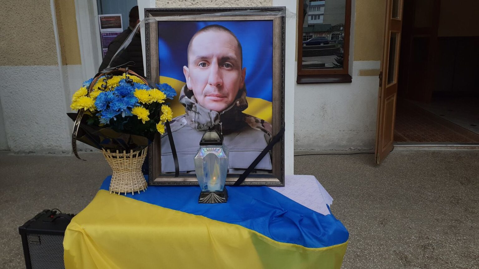 Провели в останню дорогу воїна з Брошнів-Осадської громади Ігоря Горблянського,з Брошнів-Осадської громади,Ігоря Горблянського