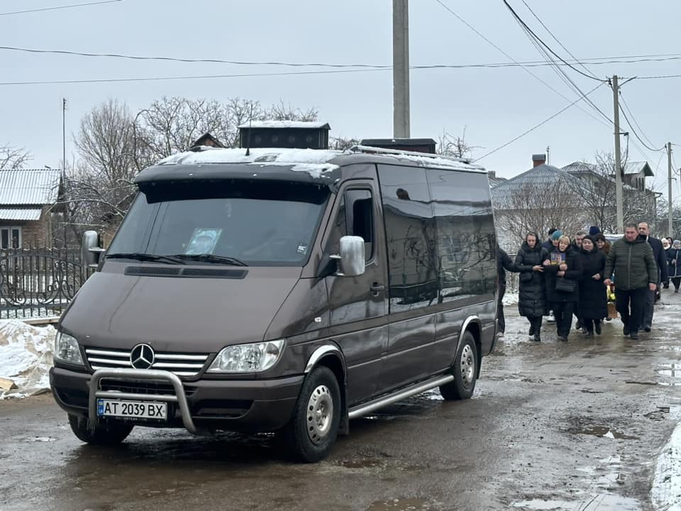 Сьогодні Болехівщина прощається із полеглим героєм Олегом Мігою