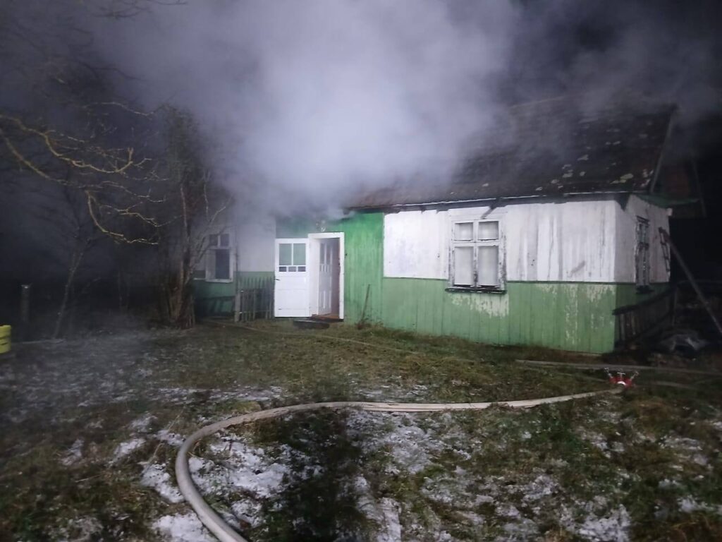 На Франківщині горів житловий будинок,вогнеборці врятували 53-річного чоловіка,Калуське РУ ГУ ДСНС в Івано-Франківській області