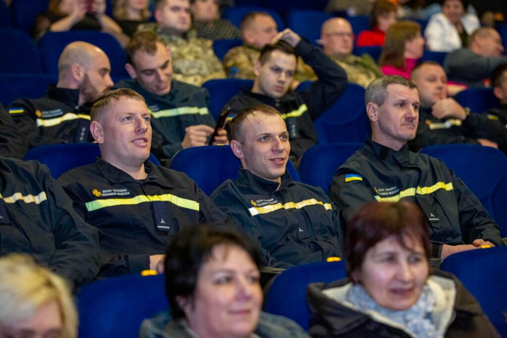 В Івано-Франківську презентували документальну стрічку "Битва за світло". ФОТО