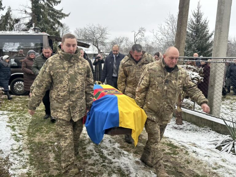 Сьогодні Болехівщина прощається із полеглим героєм Олегом Мігою