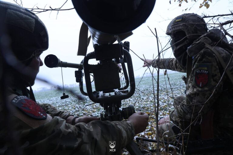 За минулу добу окупанти втратили понад 1200 орків та майже 20 броньованих машин