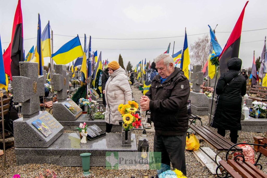 На Алеї Слави в Чукалівці вшанували пам'ять загиблих захисників. ФОТОРЕПОРТАЖ