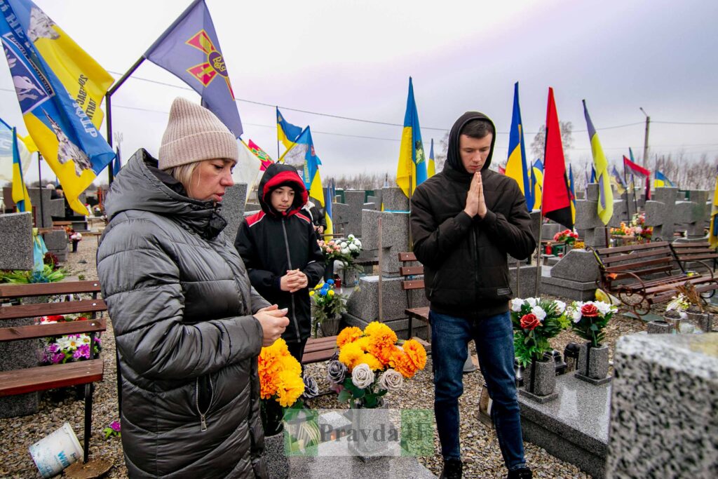 На Алеї Слави в Чукалівці,вшанували пам'ять загиблих захисників