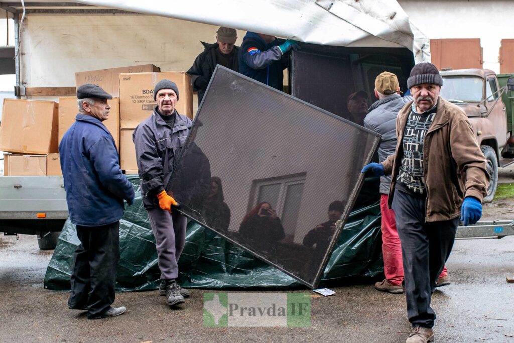 Німецькі партнери передали ІФНТУНГ 10 кВт сонячну електростанцію. ФОТОРЕПОРТАЖ