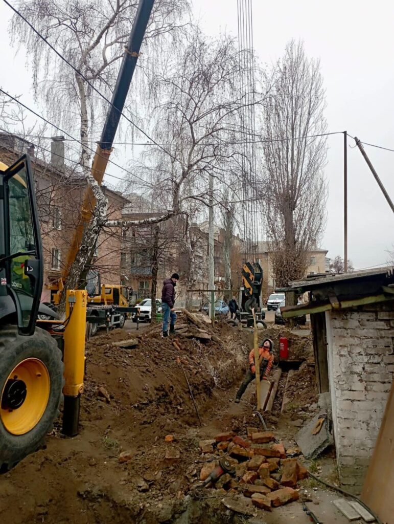 Аварійні бригади з Прикарпаття допомагають у Кривому Розі