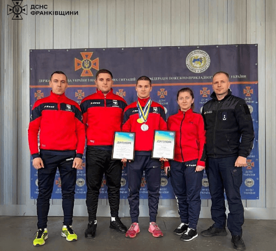 Рятувальник із Прикарпаття став чемпіоном України з пожежно-прикладного спорту