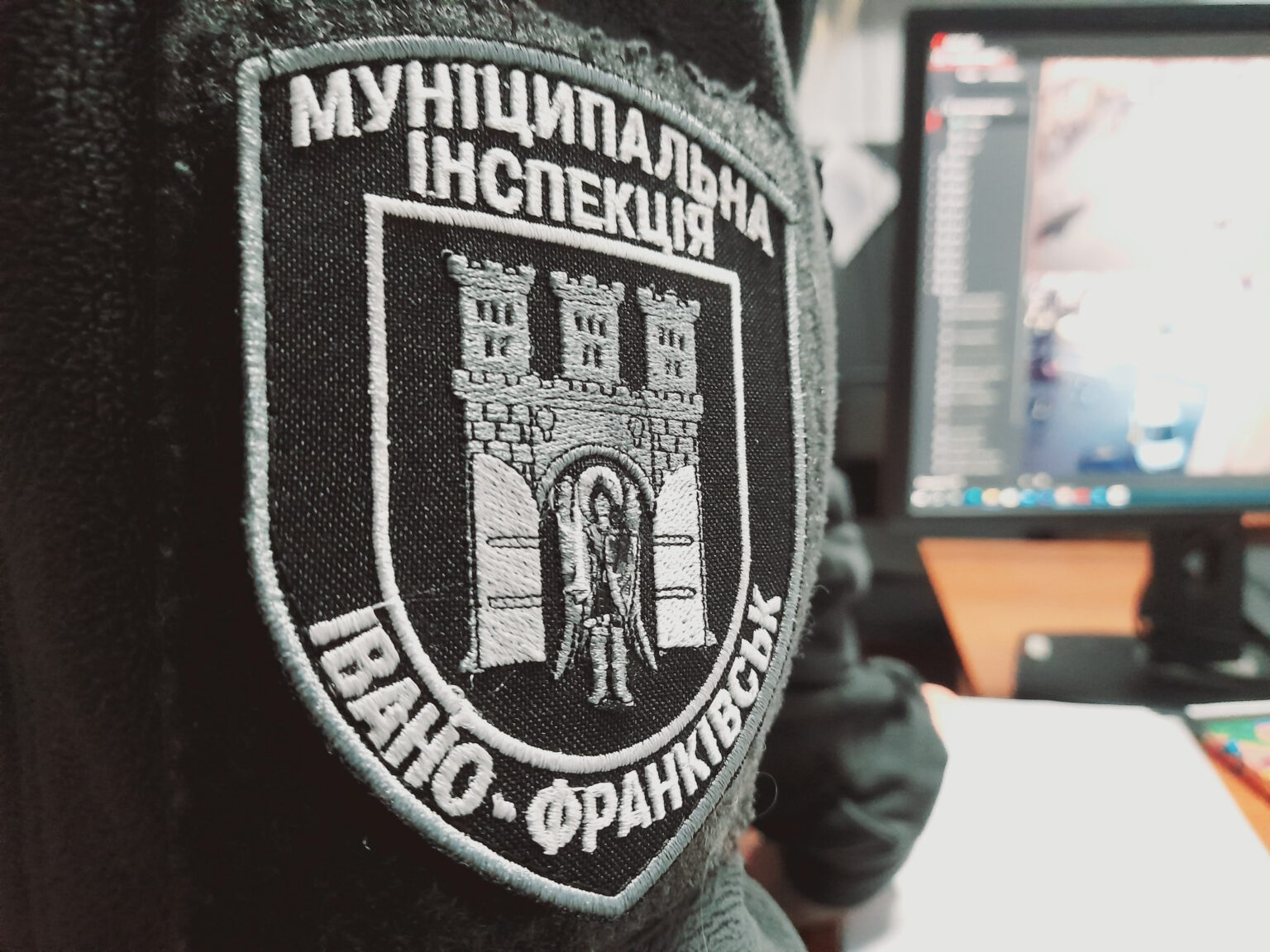 Нацгвардійці, поліціянти та муніципали: як в Івано-Франківську патрулюють вулиці