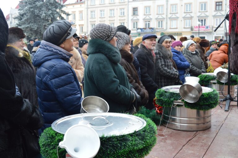 Франківців кличуть на загальноміське водосвяття за участі священнослужителів усіх конфесій