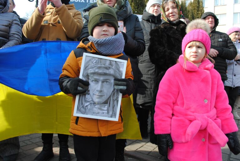 В Богородчанах зустріли загиблого Героя Василя Цюпу. ФОТО