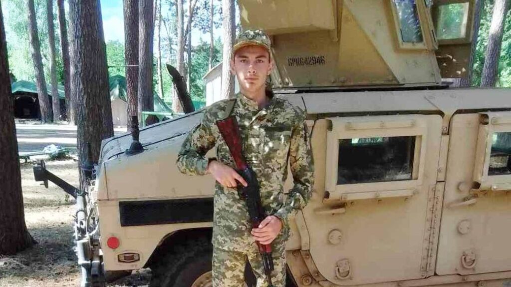 "Пообіцяв мамі повернутися": історія воїна з Івано-Франківщини Володимира Войціва, який вижив під Бахмутом