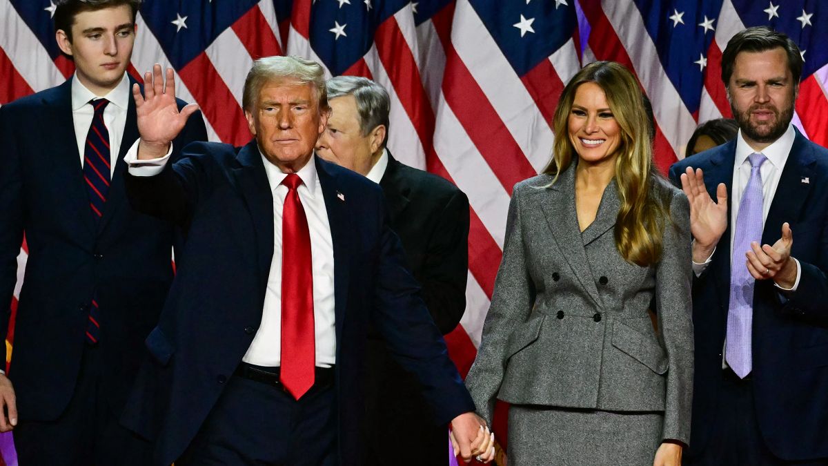 Меланія Трамп крізь роки: як змінювався стиль першої леді США