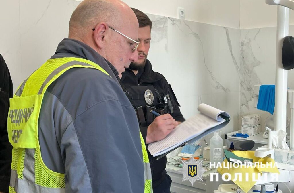 У Києві в приватній стоматологічній клініці помер 7-річний хлопчик. ФОТО