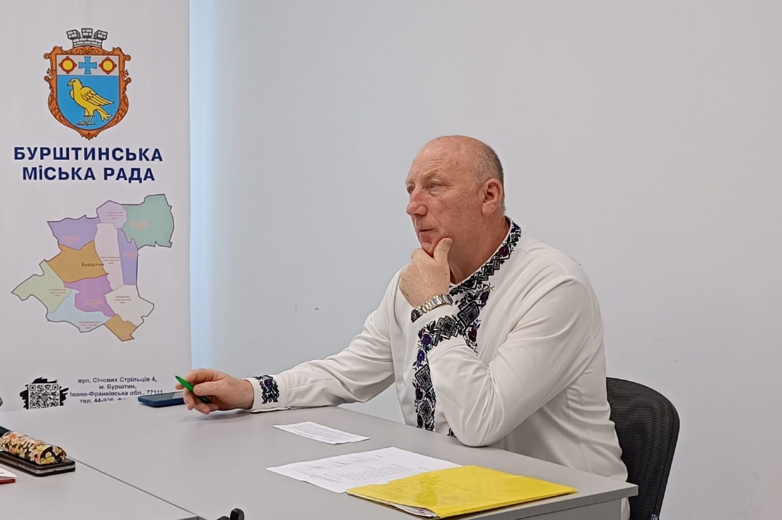Керівник Бурштинської громади Василь Андрієшин оприлюднив свою декларацію за минулий рік
