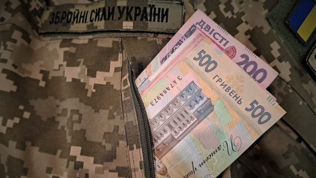 Франківська громада затвердила виплати для родин полеглих захисників
