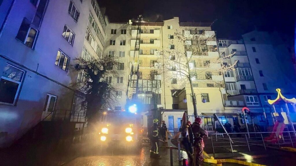 У Франківську комісія перевіряє стан будинків, які зазнали руйнувань через теракт 11 березня