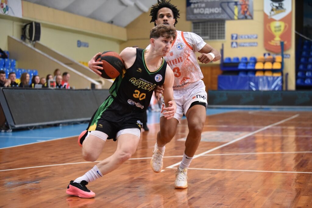 Прикарпаття-Говерла в результативному матчі обіграла Кривбас. ФОТО