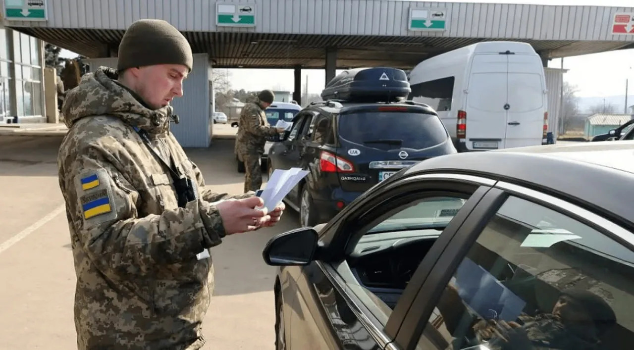 579 військовозобов’язаних митців не повернулося в Україну у 2024 році