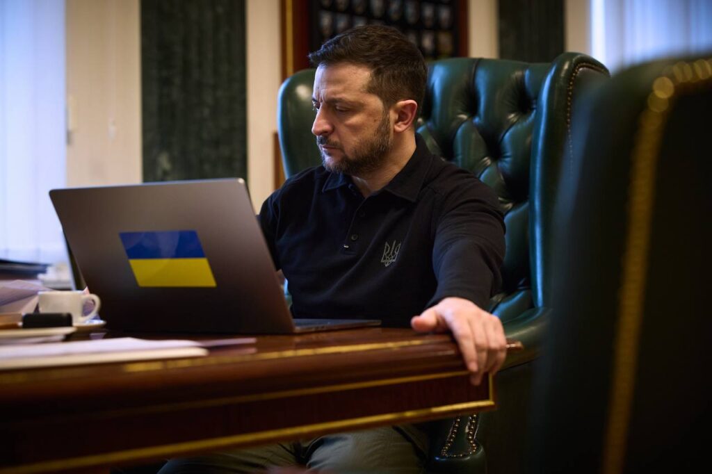 Зеленський про ситуацію на кордоні з Курщиною: Наші військові будуть там, поки це потрібно