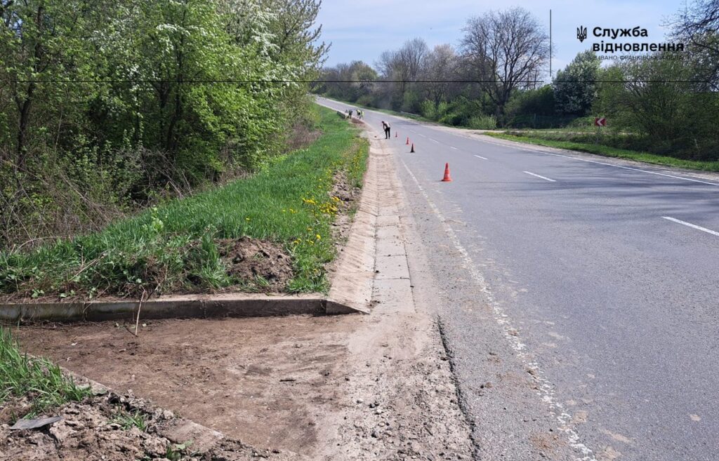 На Франківщині розпочався весняний ремонт доріг